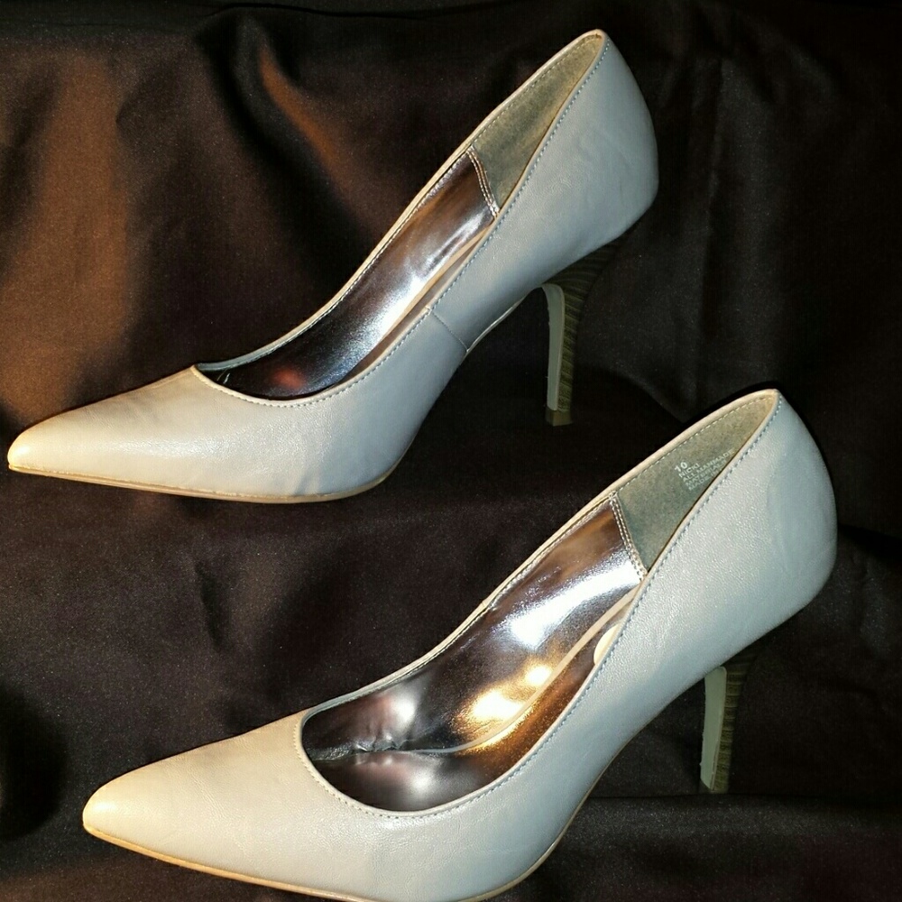 Rampage Taupe Heels